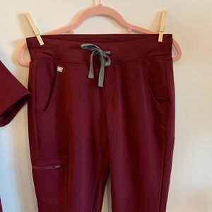 FIGS SCRUBS - Burgundy Zamora Joggers NEW